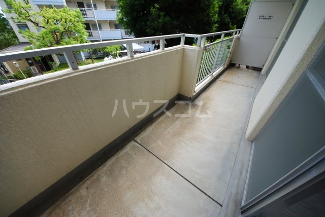 14/27 バルコニー