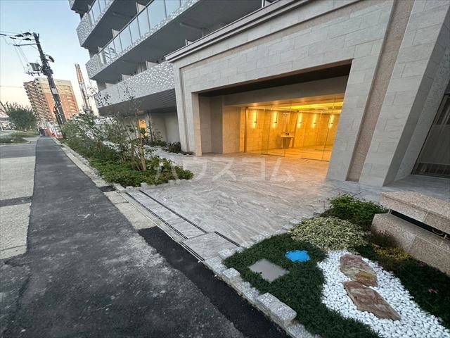 14/24 エントランス