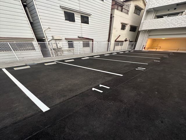17/27 駐車場
