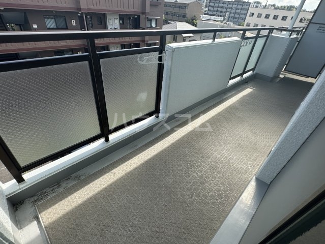 15/26 バルコニー