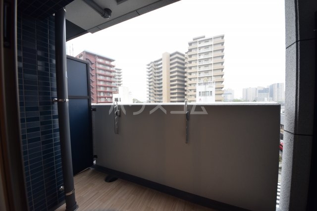 13/30 バルコニー