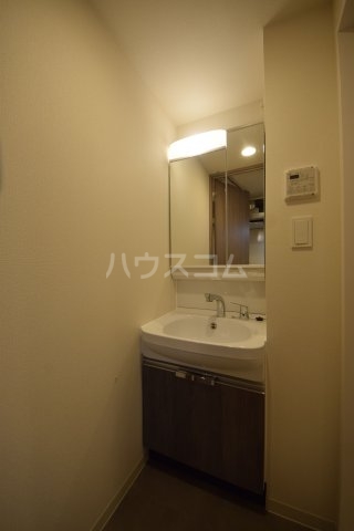 13/30 洗面