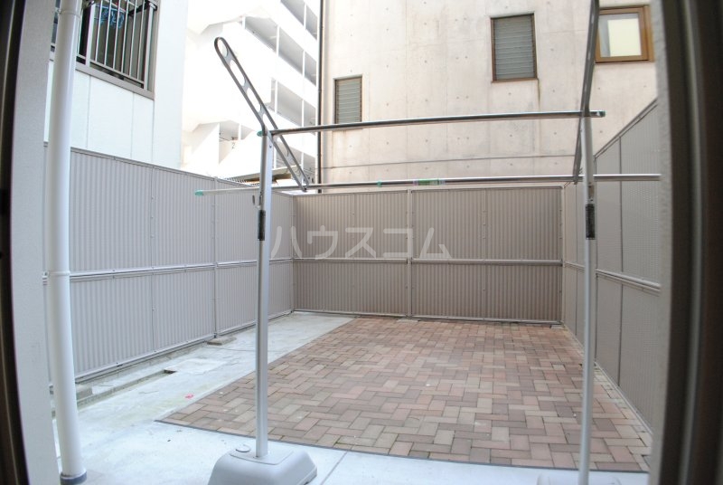 17/26 バルコニー