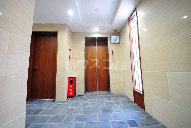 17/22 エントランス