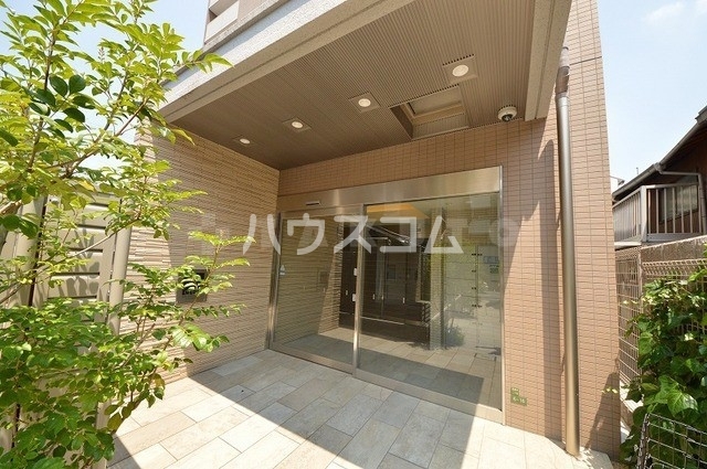 15/25 エントランス