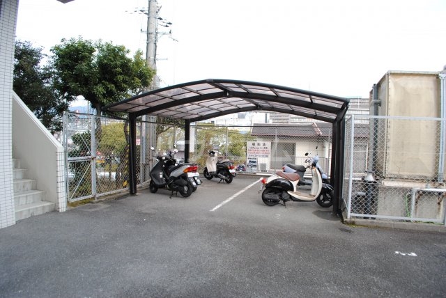 14/21 エントランス