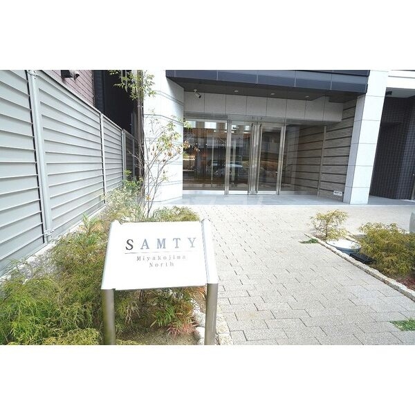 15/24 エントランス