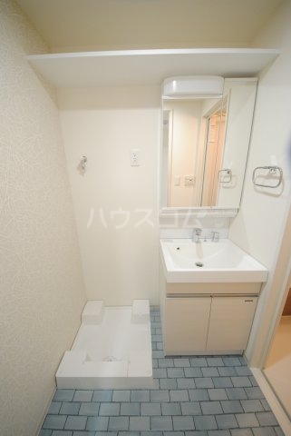 13/30 洗面