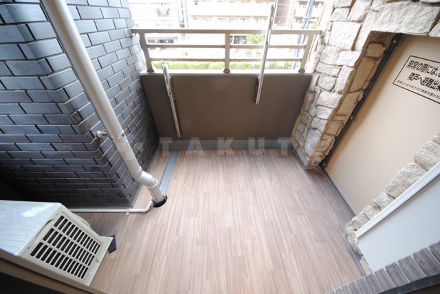 17/30 バルコニー