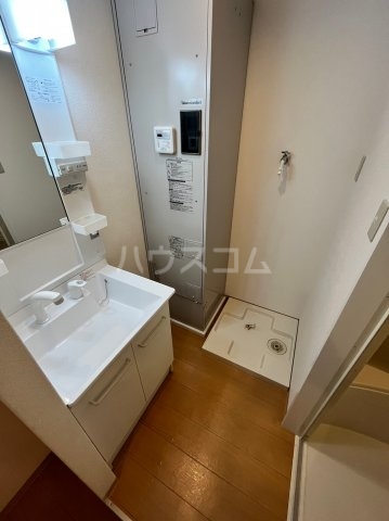 14/28 洗面