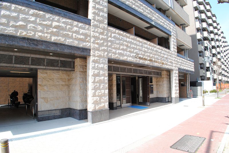 19/29 エントランス