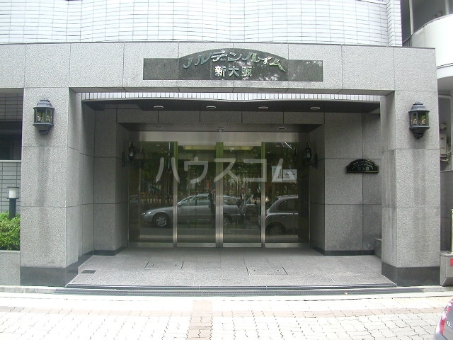 17/27 エントランス