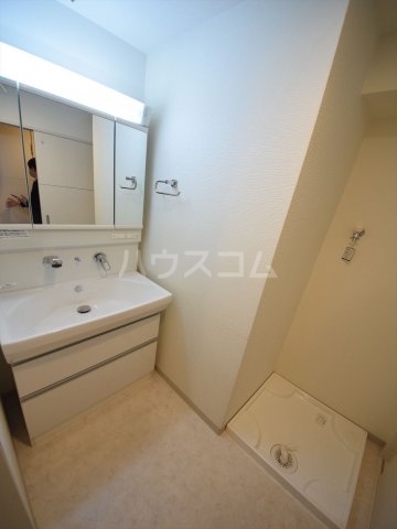 13/30 洗面