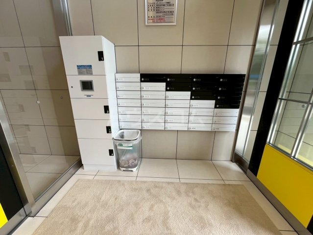 29/30 エントランス