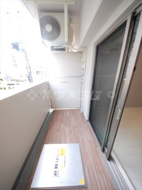 21/30 バルコニー