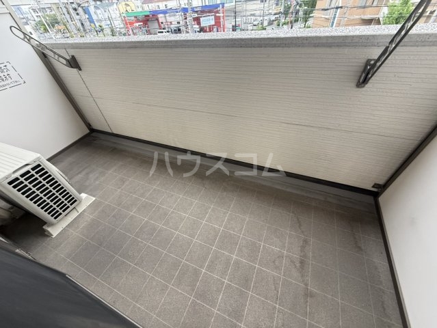 19/30 バルコニー