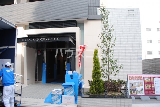 22/30 エントランス