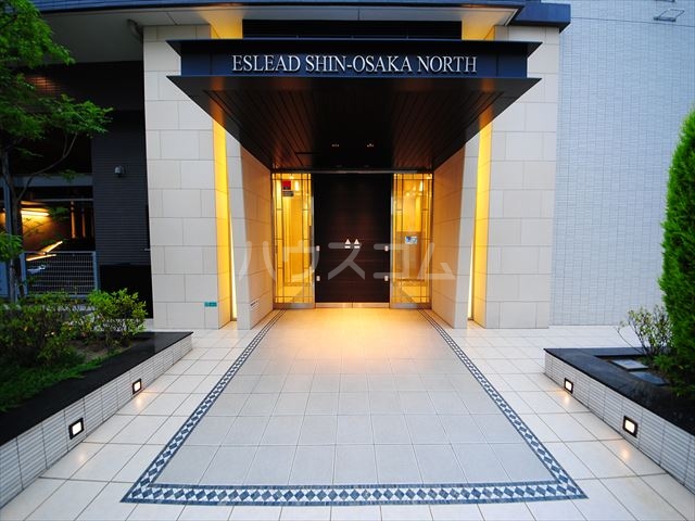 16/26 エントランス