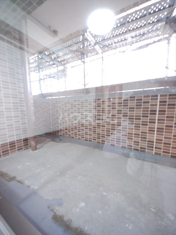 17/29 バルコニー