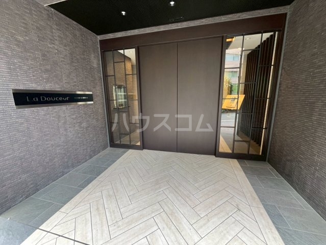 3/6 エントランス