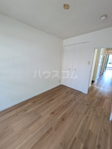 14/30 室内