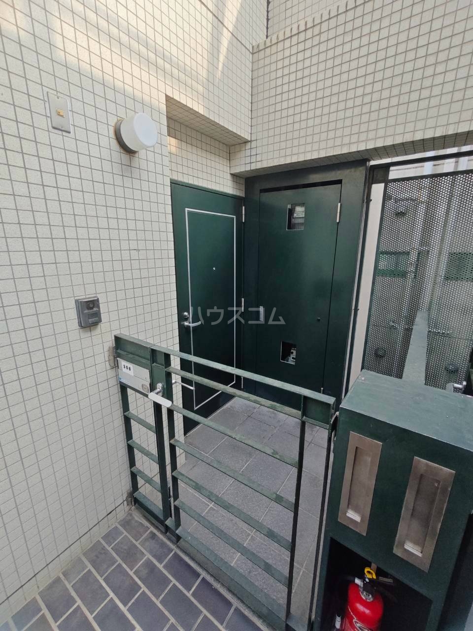14/30 玄関