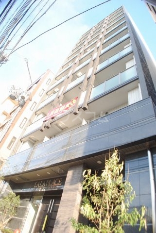 19/29 エントランス