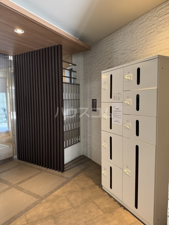 29/30 エントランス