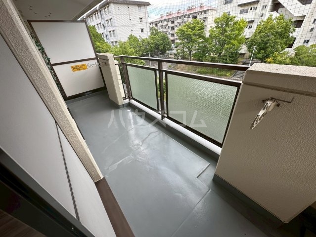 20/30 バルコニー