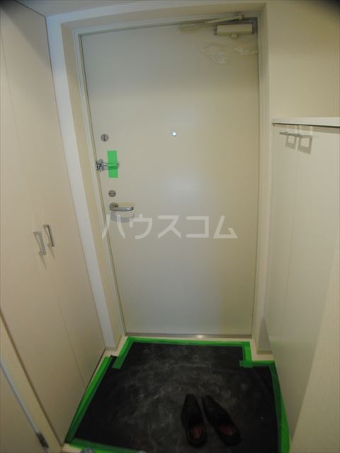 14/30 玄関