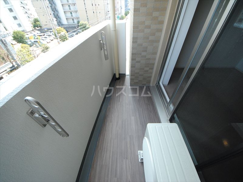 17/28 バルコニー