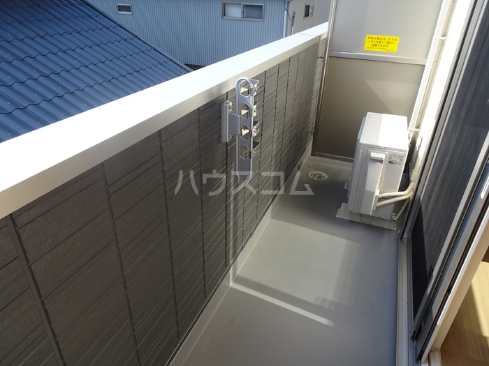 13/19 バルコニー