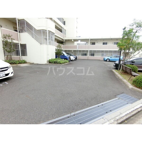 3/6 駐車場