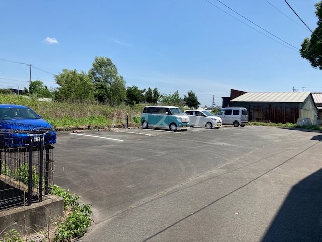 20/26 駐車場