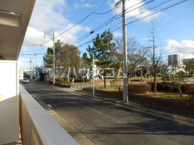 18/21 駐車場