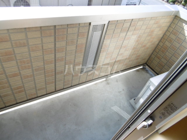 20/30 バルコニー