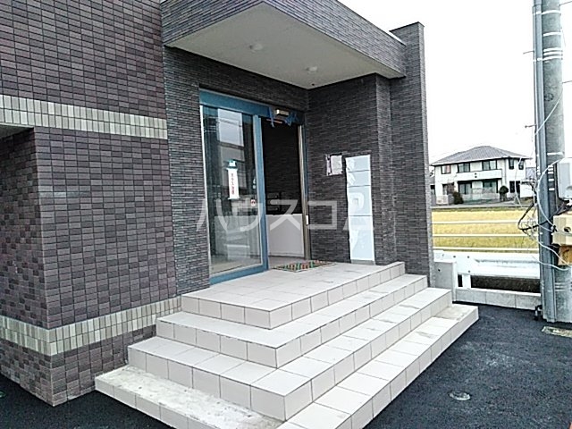 14/21 エントランス