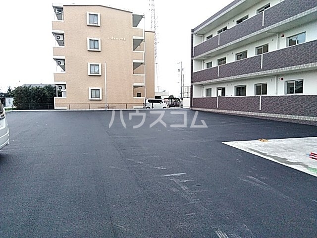 15/21 駐車場