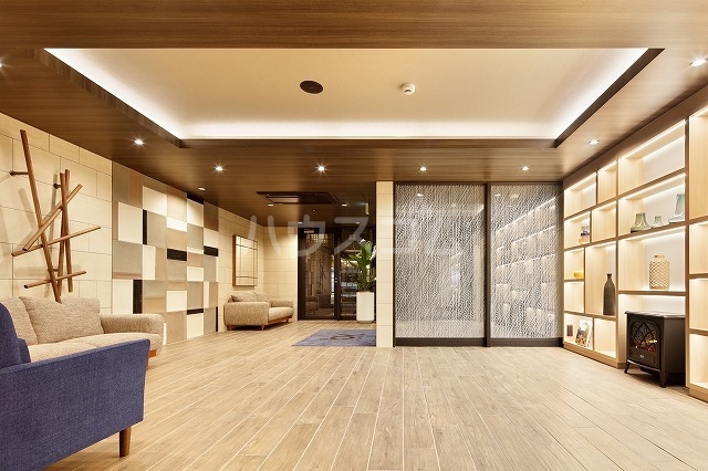 21/29 エントランス