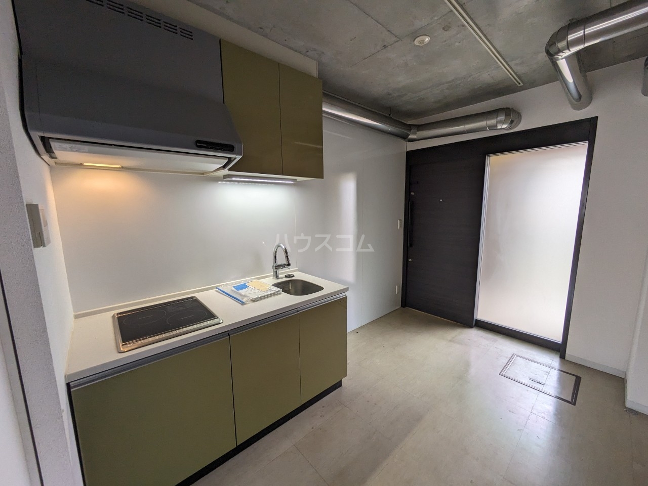 18/26 バルコニー