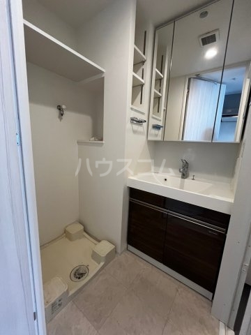 13/30 洗面