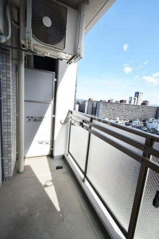 23/30 バルコニー