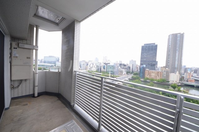 19/30 バルコニー