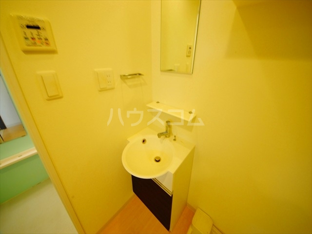 14/30 洗面