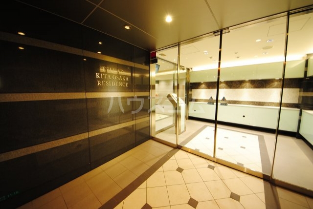 22/30 エントランス