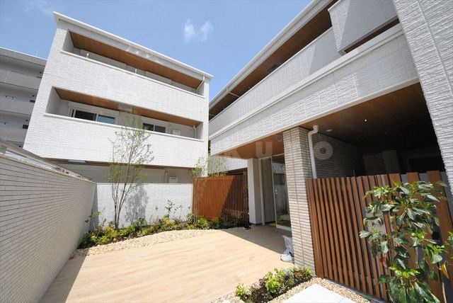 2/11 エントランス