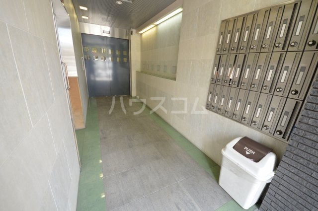 2/5 エントランス