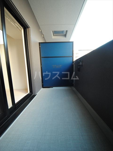 16/27 バルコニー