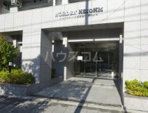 18/24 エントランス