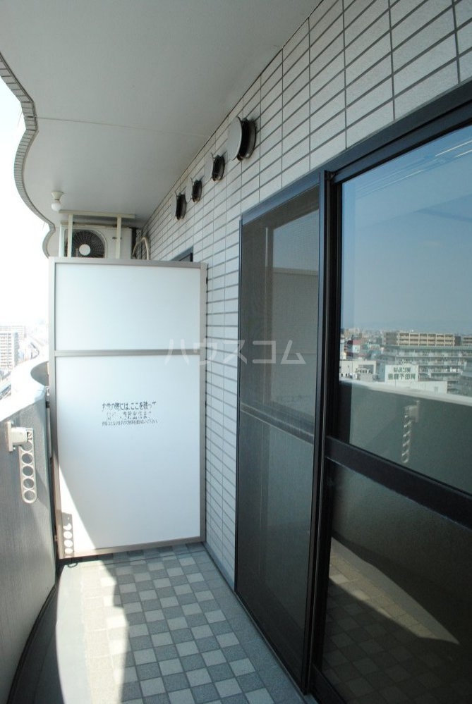 16/28 バルコニー